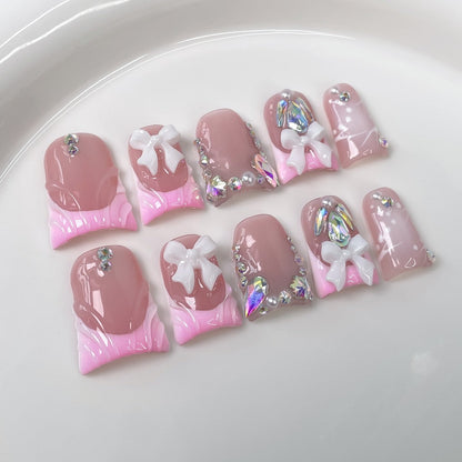 Handmade luxury nails - with diverse designs