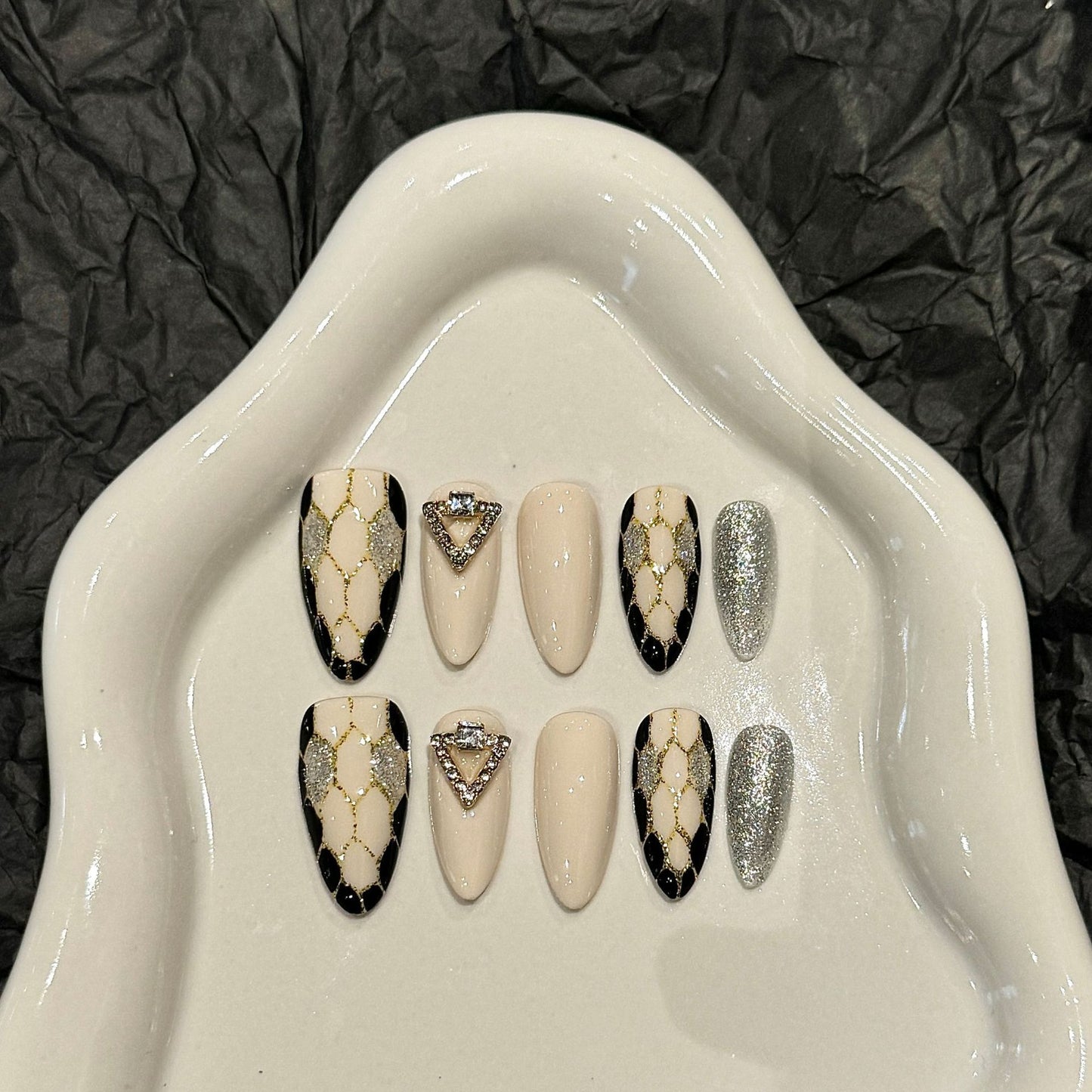 C-series Artclaws Sculpture – Obsidian Wave